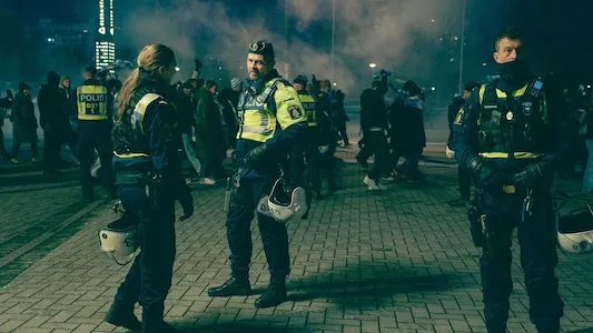 Image The Thin Blue Line 4
