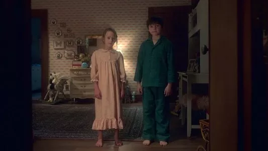 Image La maldicion de Bly Manor 1