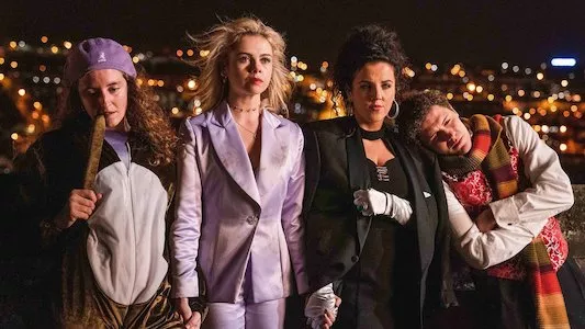 Image Derry Girls 7